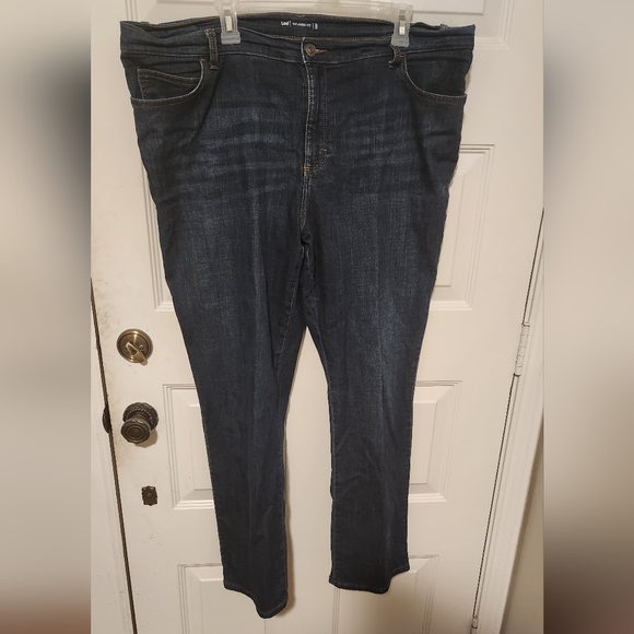 Lee 1889 Relaxed Fit Women's Jeans Size 18 Dark Wash - Picture 1 of 7